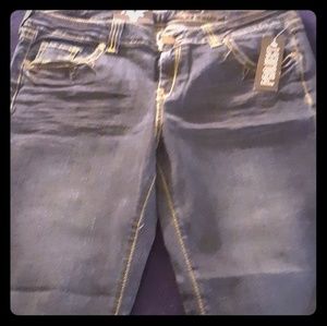 Capri Jeans